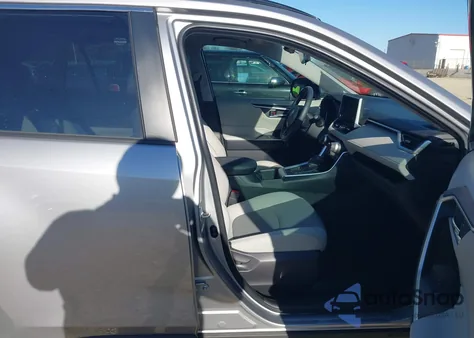 2024 Toyota Rav4 Xle Premium из США, поврежденный, VIN JTMC1RFV5RD125048